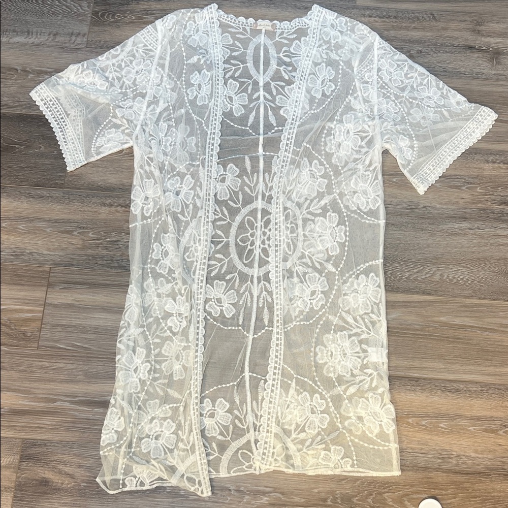 Alter’d State Floral Lace Kimono